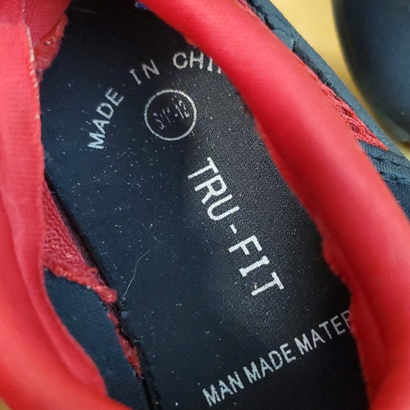 Tru-Fit Water Shoes - Picture 4 of 6